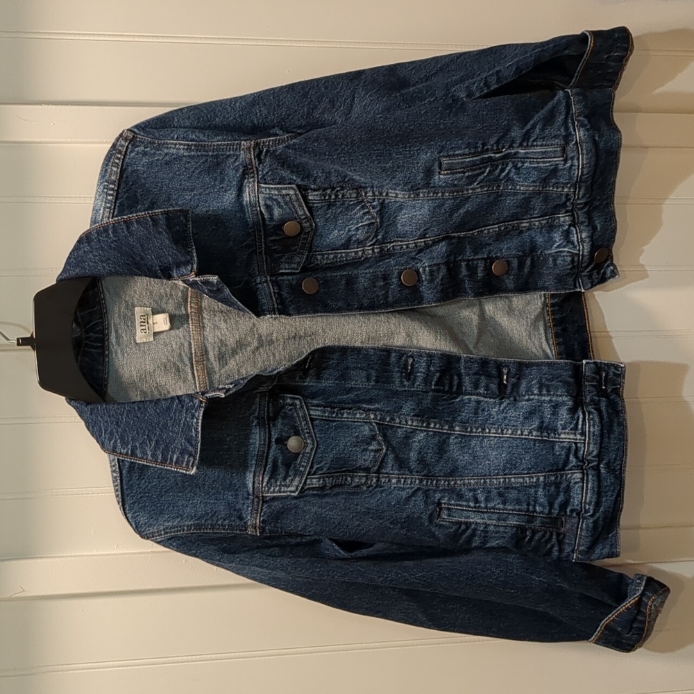 Women's denim jacket a.n.a brand. Size S